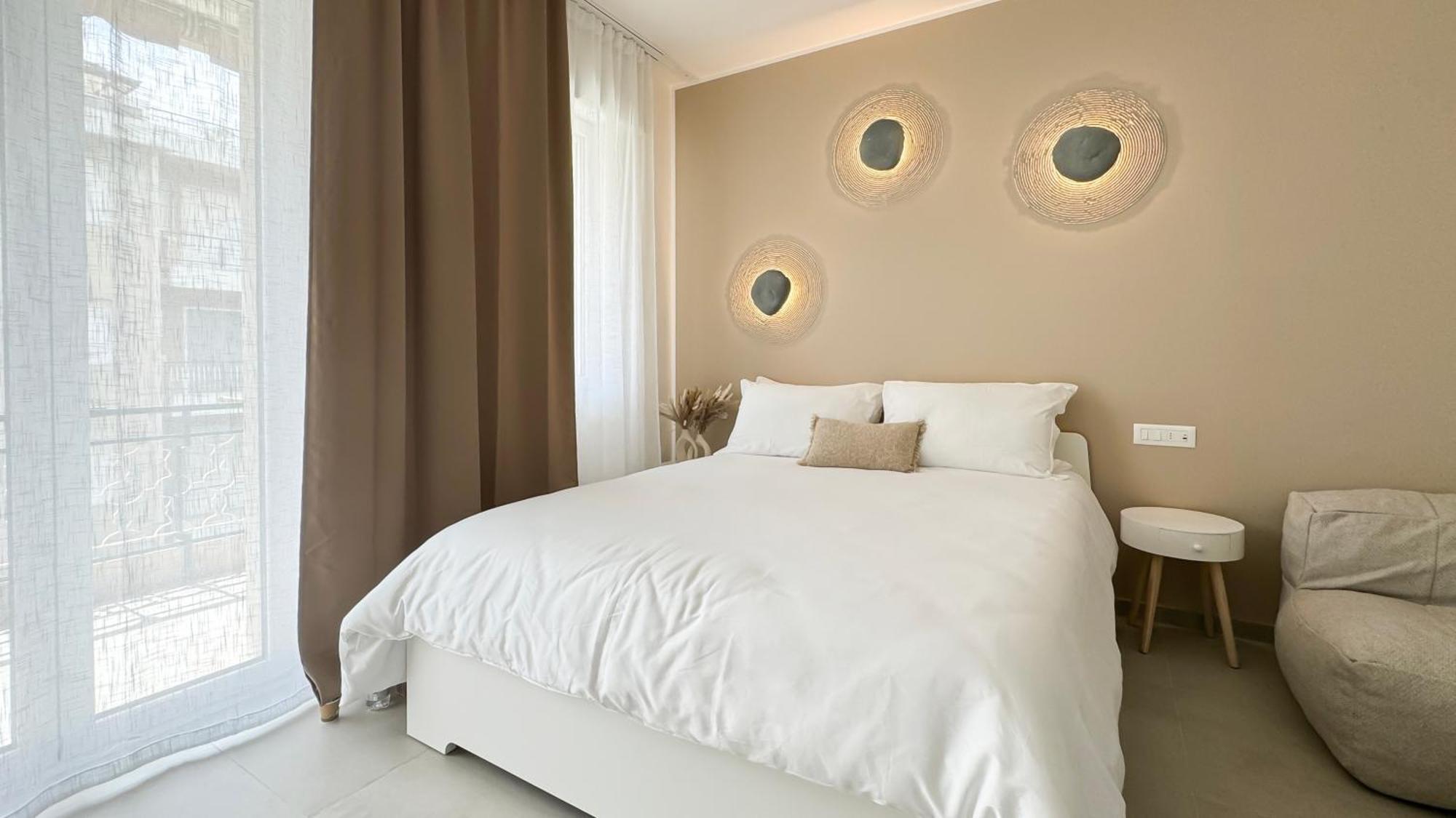 Casa Febo, In Centro Con Parcheggio Privato A 200 Mt Dal Mare Otel Bordighera Dış mekan fotoğraf