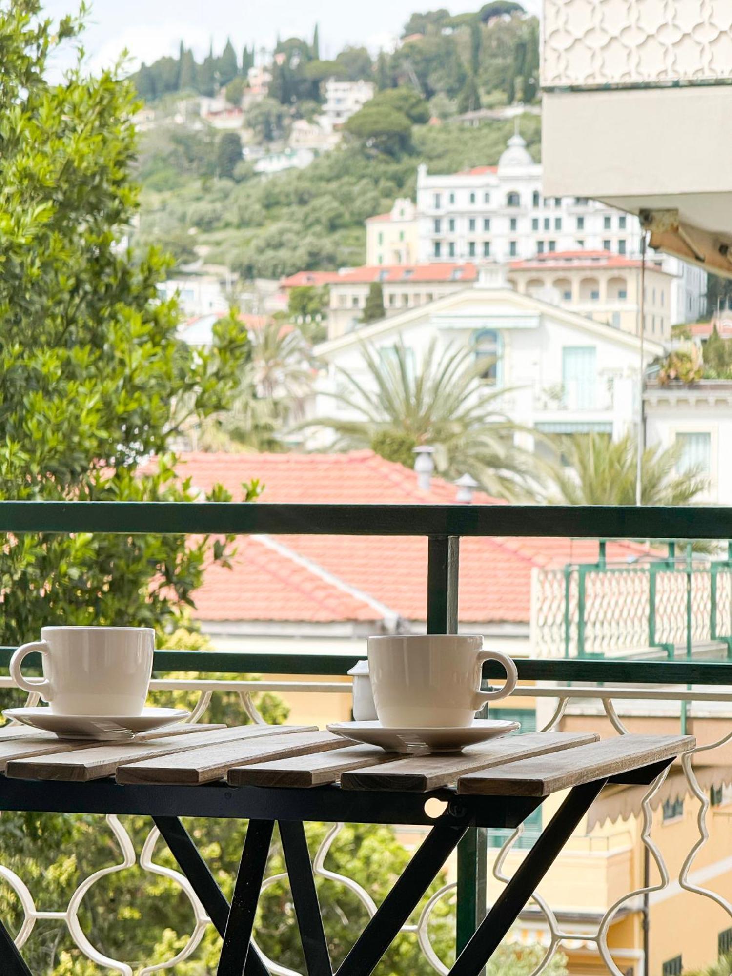 Casa Febo, In Centro Con Parcheggio Privato A 200 Mt Dal Mare Otel Bordighera Dış mekan fotoğraf